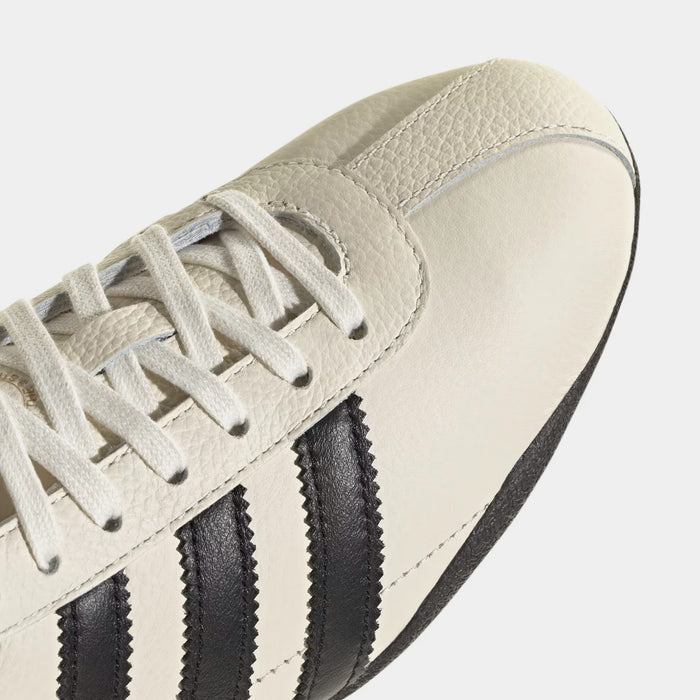 Tokyo Womens Lifestyle Shoes (Off White/Core Black/Gold Metallic)