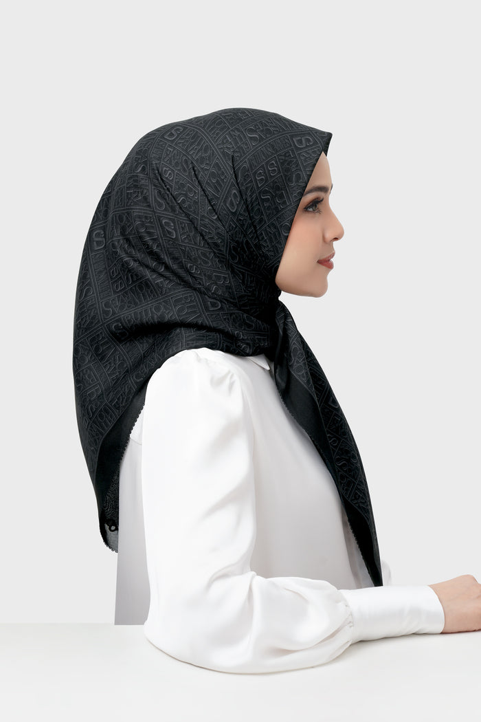 Typograph Square - Black