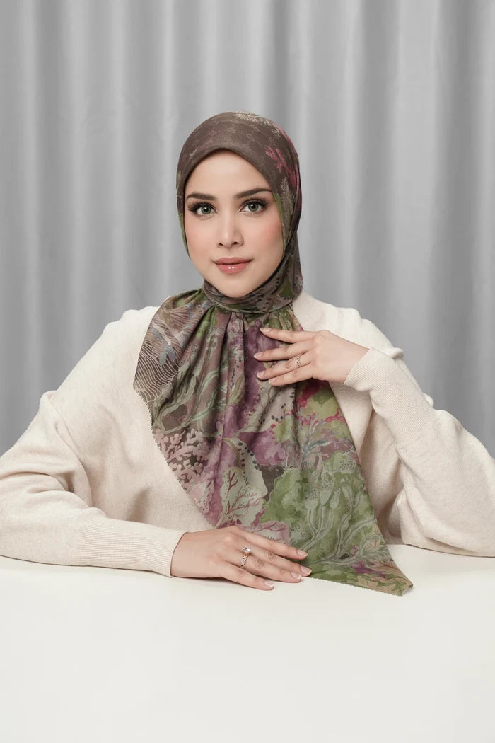 under the sea scarf lionfish by buttonscarves front view