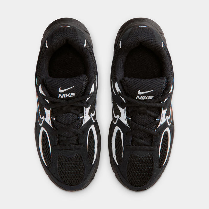 V5 Runner Suede Grade School Running Shoes (Black/White)