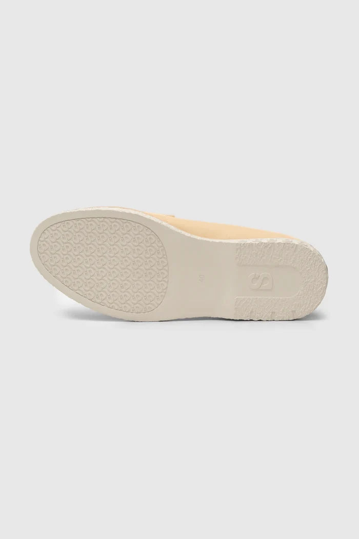 vachya loafer butter yellow sheepskin loafer outsole detail