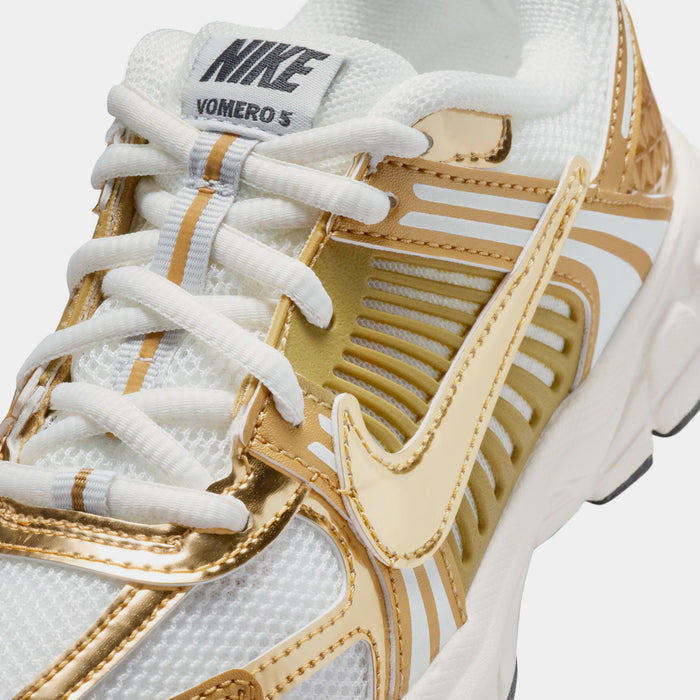 Vomero 5 Preschool Running Shoes (Sail/Metallic Gold/Anthracite)