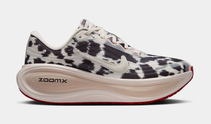 Vomero Plus Cow Print Womens Running Shoes ( Sail/University Red/Light Orewood Brown/Sail)