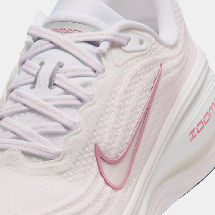 Vomero Plus Womens Running Shoes (White/Peony/Pearl Pink/Phantom)